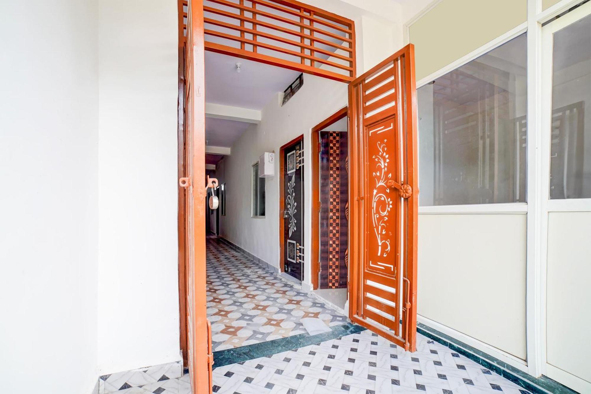 Hotel O T G M Shaliks Hotel Бхопал Экстерьер фото
